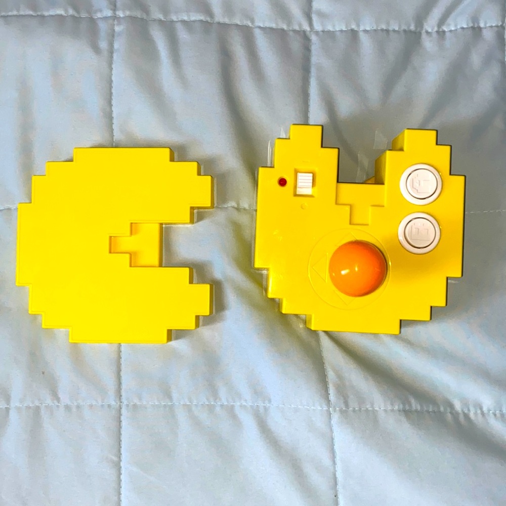 Pac Man Connect-N-Play Video Game Console/No Box/No instructions Callout-See Pix
